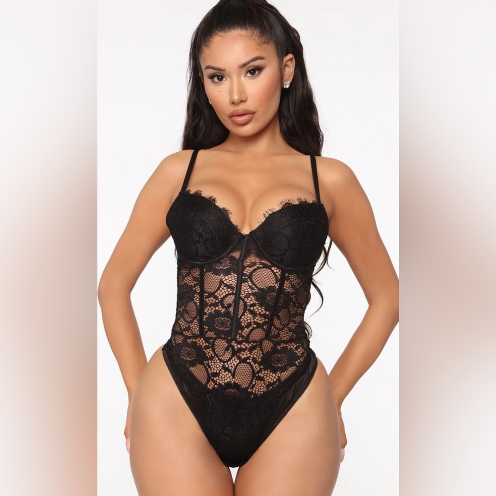 Fashion Nova One Last Kiss Lace Teddy